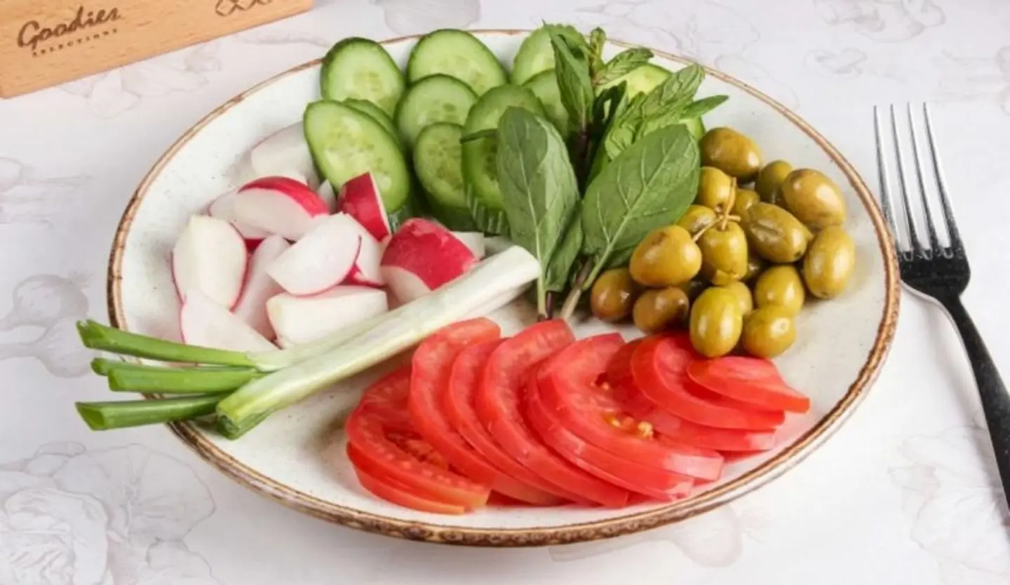 Fresh Vegetable Plate