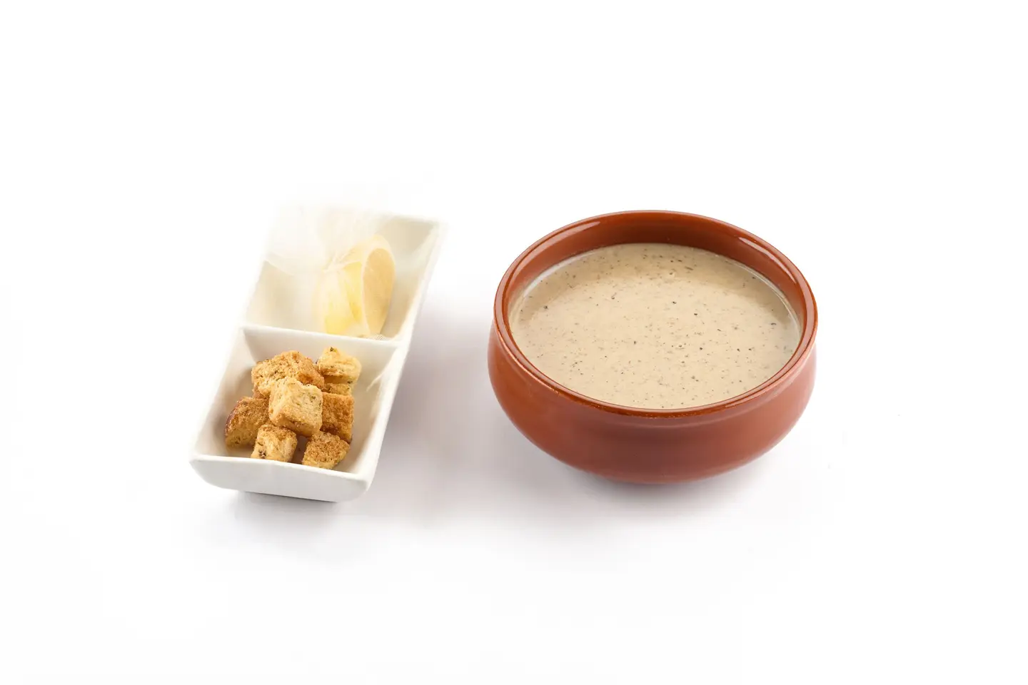 شوربه كريمه الدجاج مع الفطر