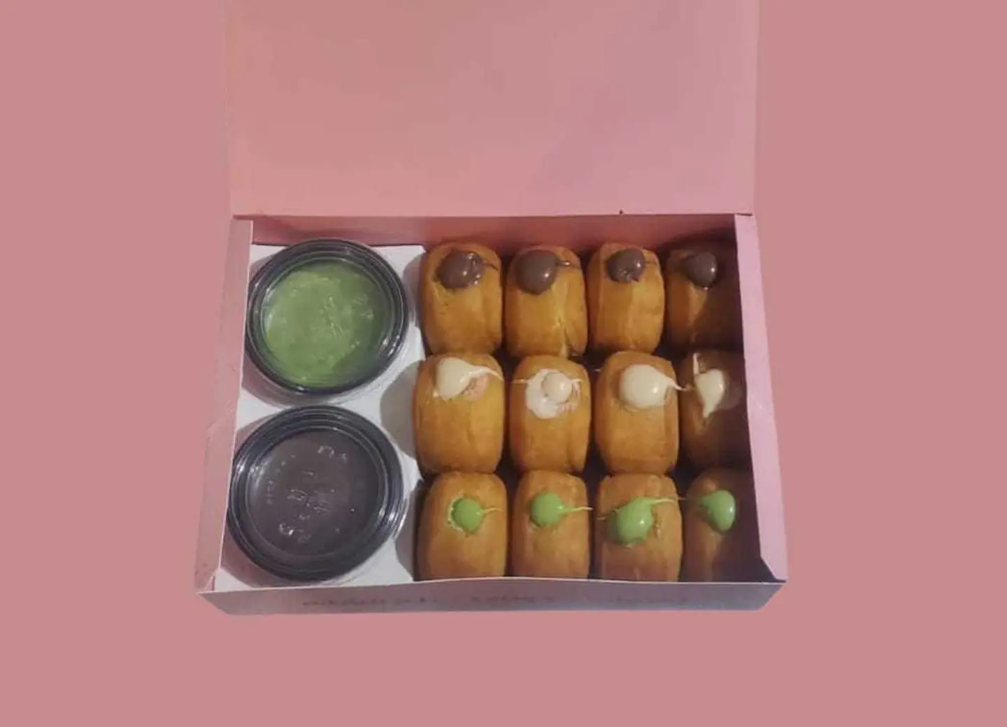دونات محشيه 8حبات