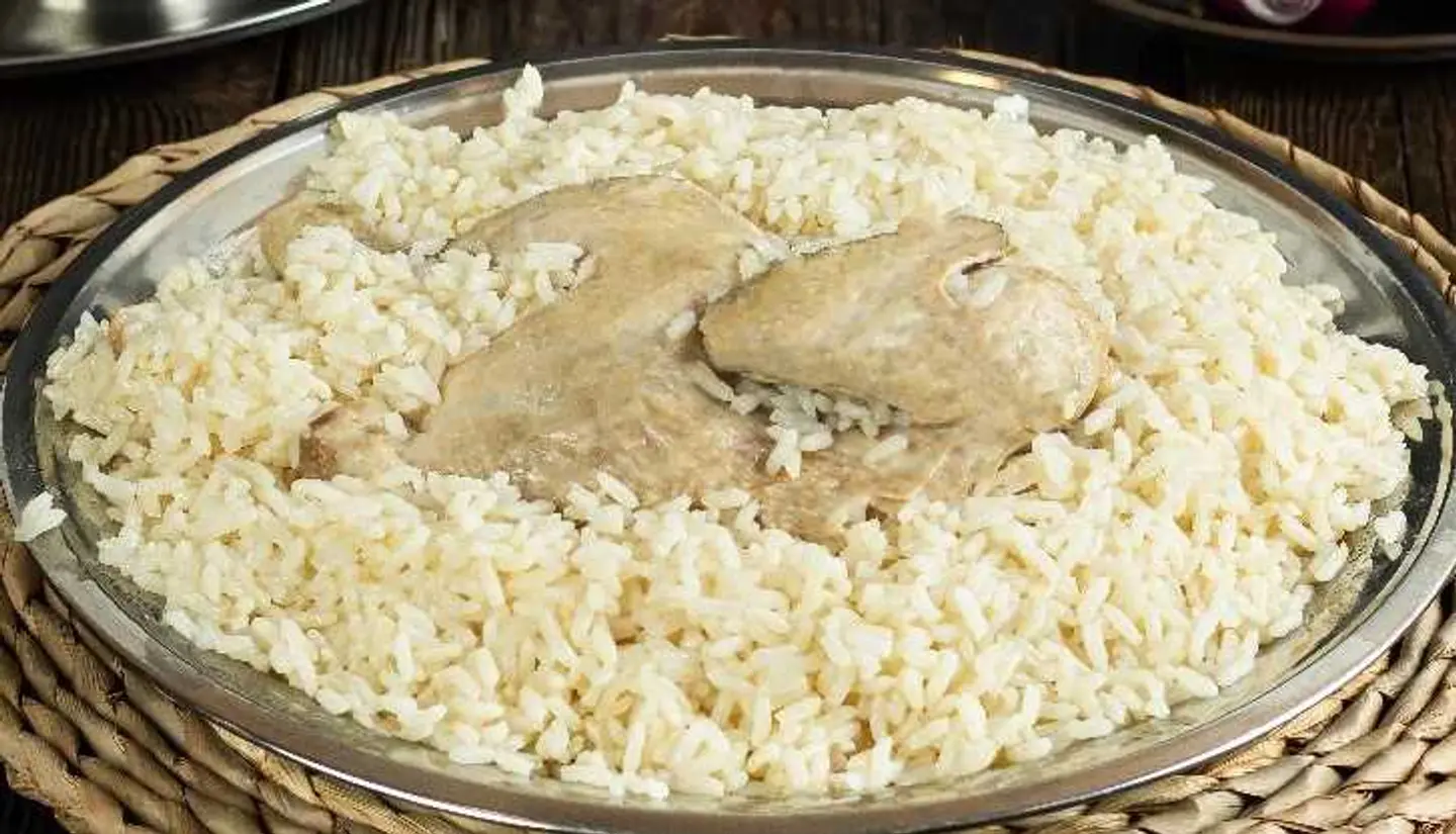 نص دجاج مضغوط ابيض