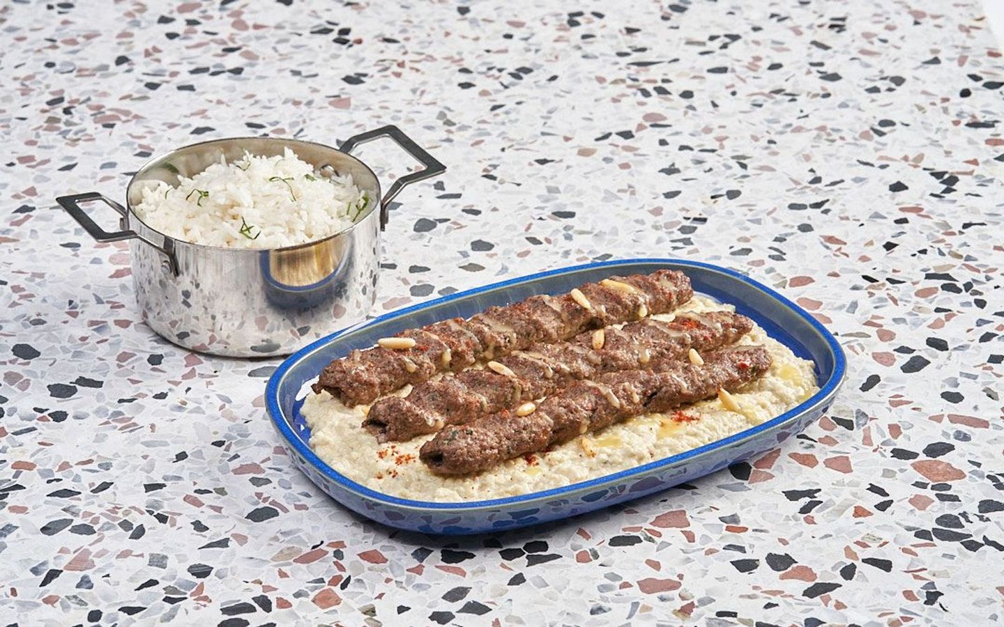 كباب اسطنبولي مع الأرز