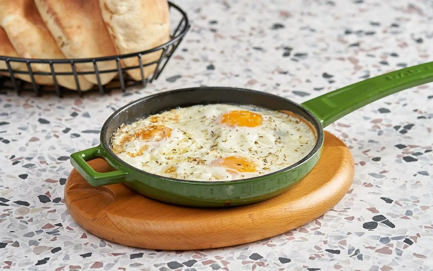 Eggs And Halloum