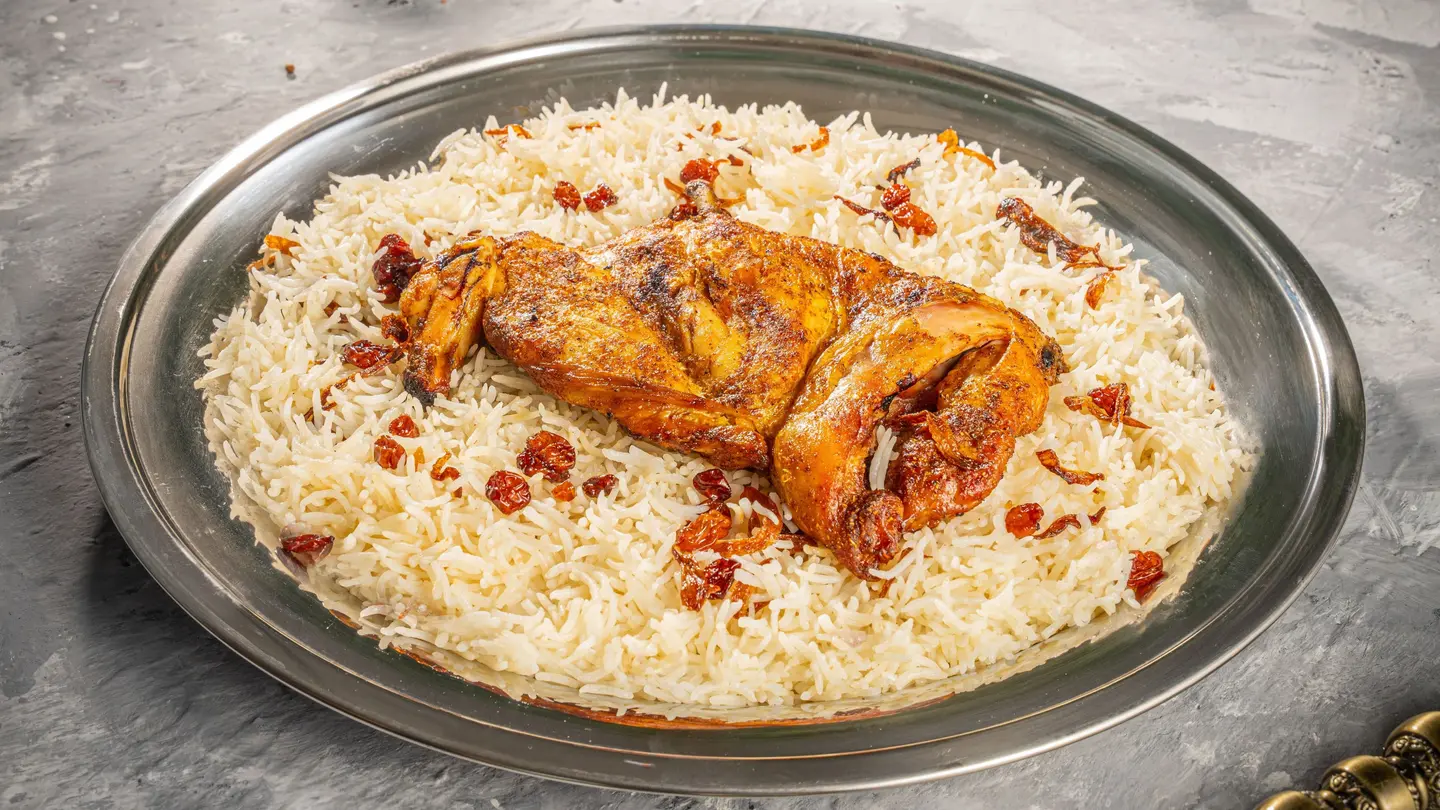 حبة دجاج مظبي مع الأرز