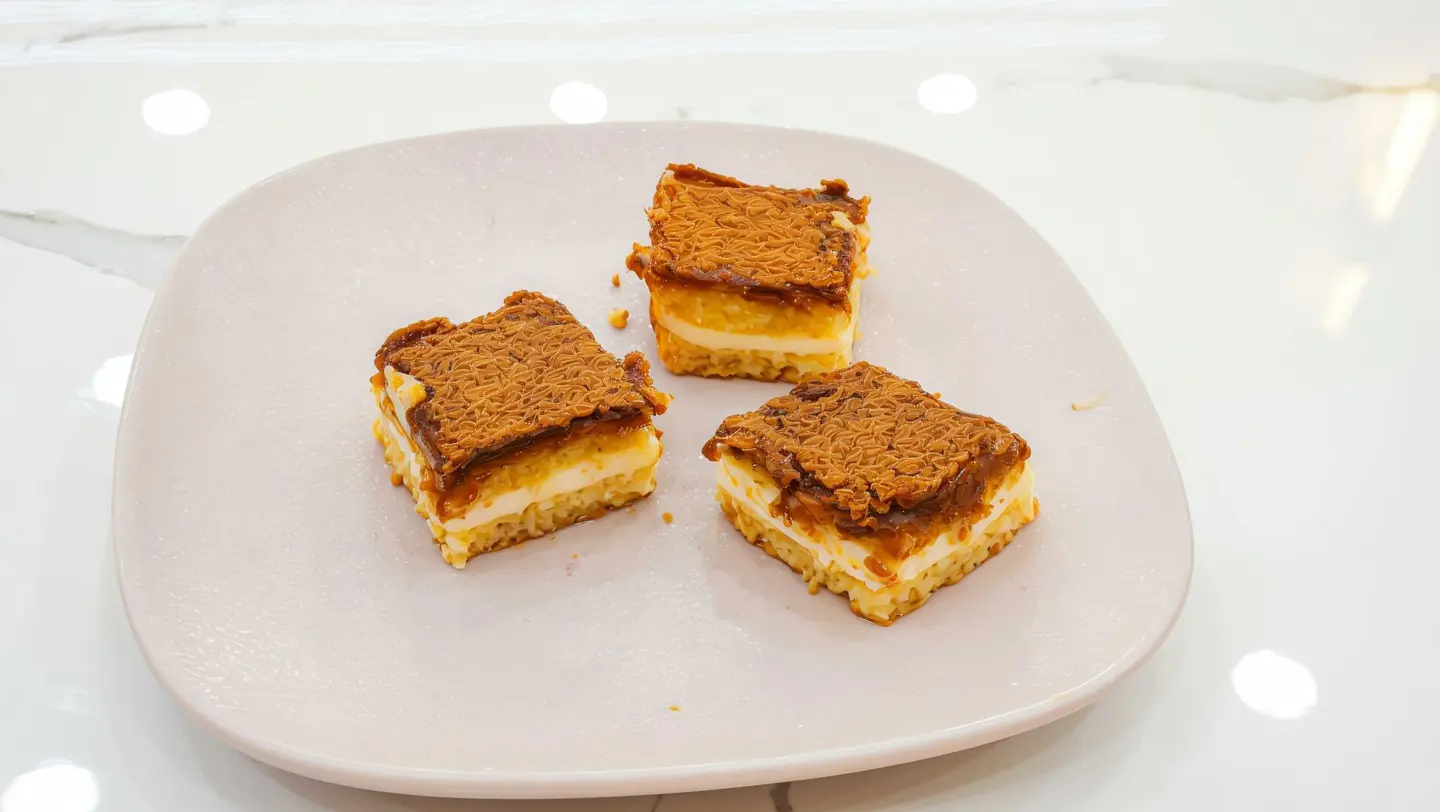 Saudi Basbousa With Cream