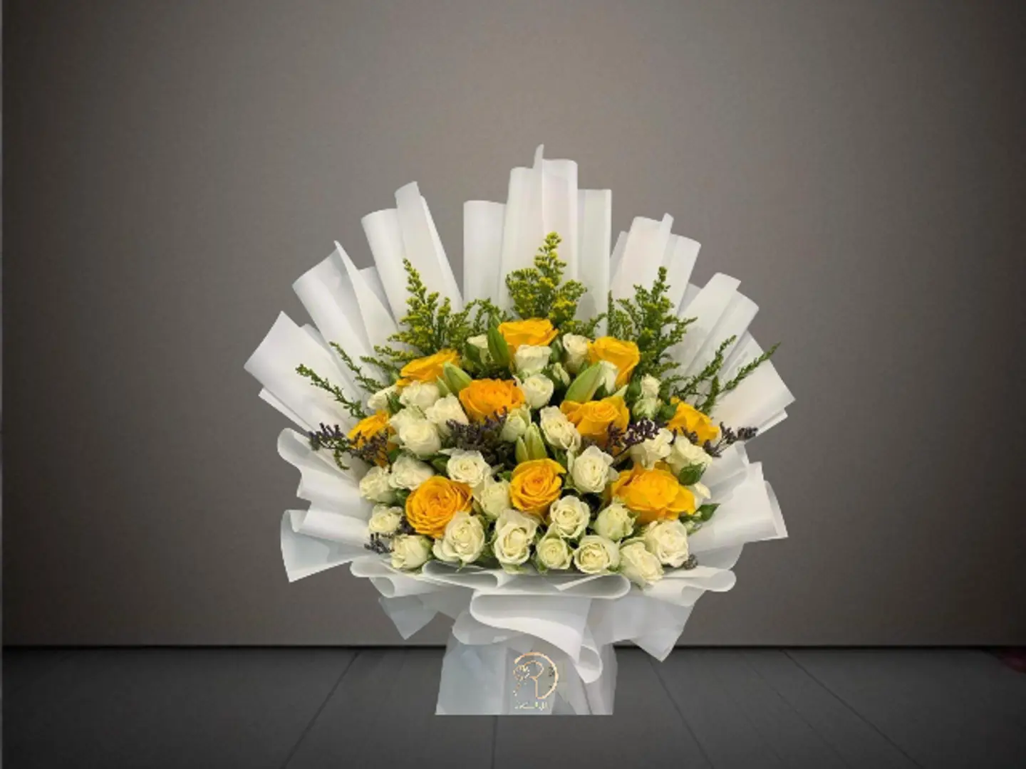 Elegant Floral Essence