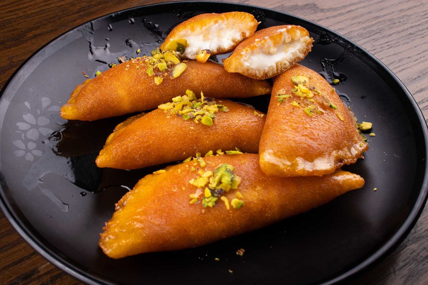 Cream Qatayef