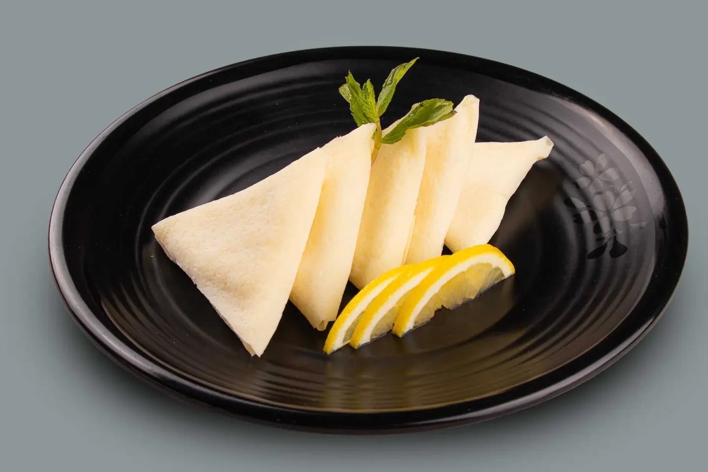 سمبوسة جبنة مجمدة