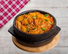 طبق دجاج مع خضار