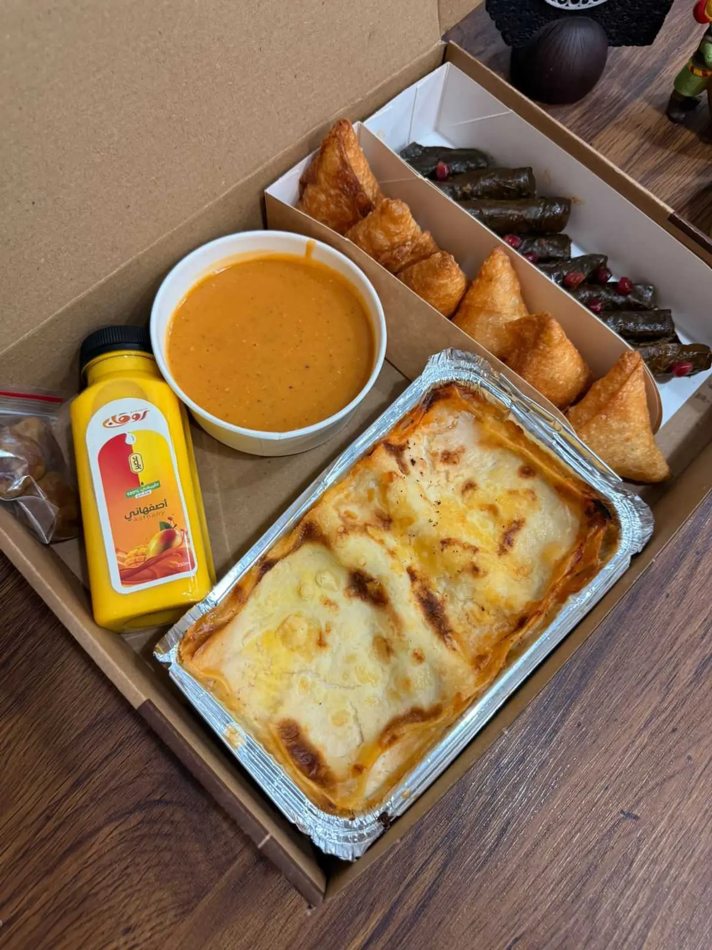 بوكس1 - لازانيا -شوربة عدس-سمبوسة -ورق عنب - عصير