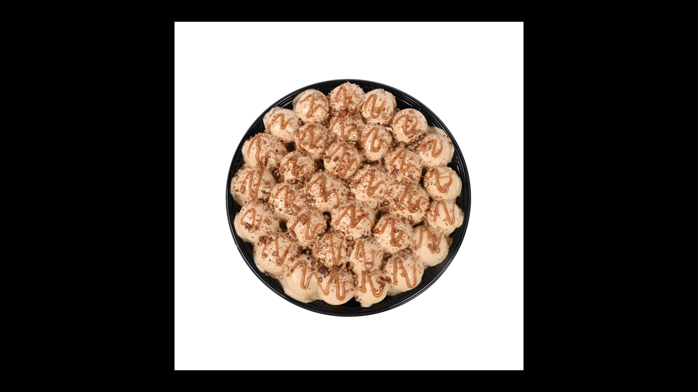 Truffle Dessert With Pecan Sauce