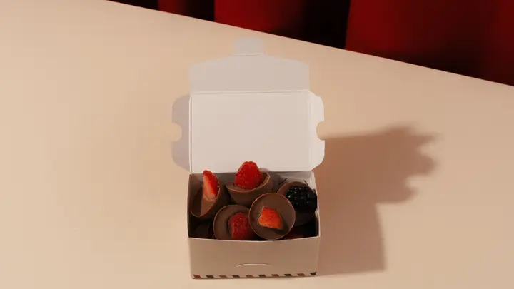 Choco fruit bites