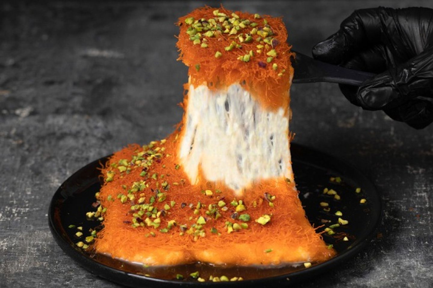 كنافة نابلسية خشنة بالجبنة