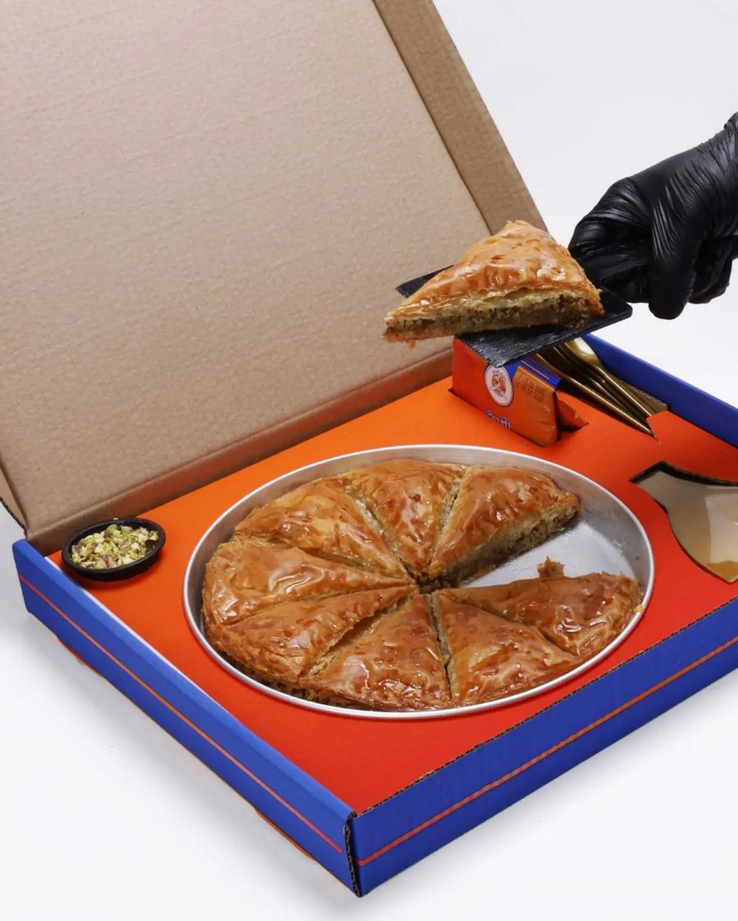 Box Turkish Baklava With Walnut