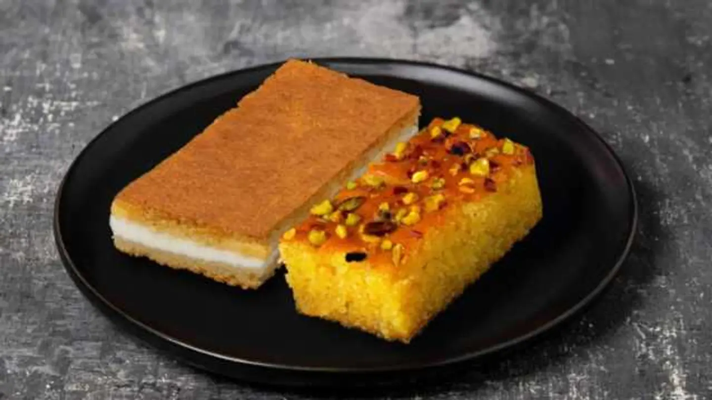 بسبوسة بالقشطه و هريسة شامية