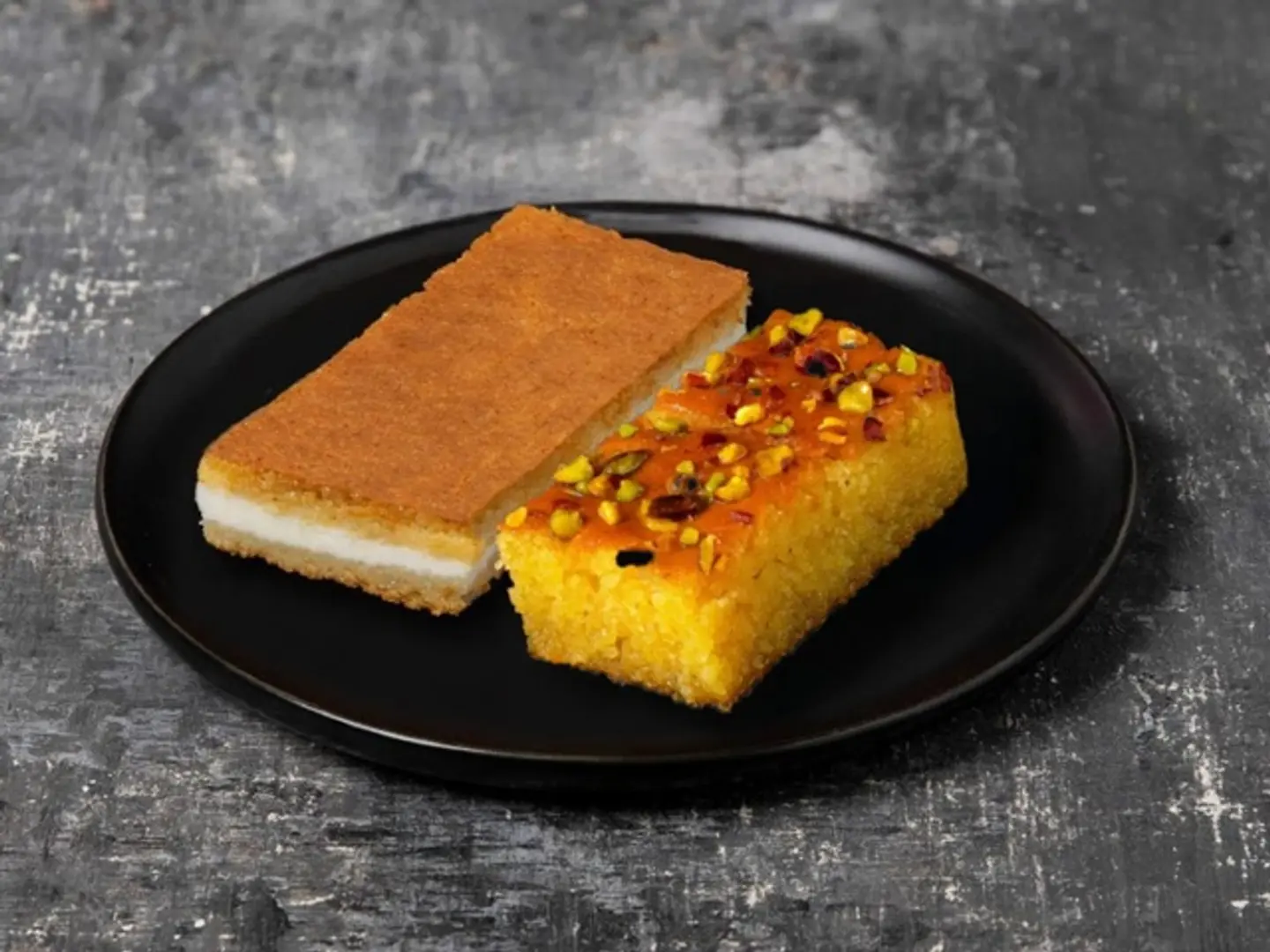 Basbousa With Cream& Harrisa