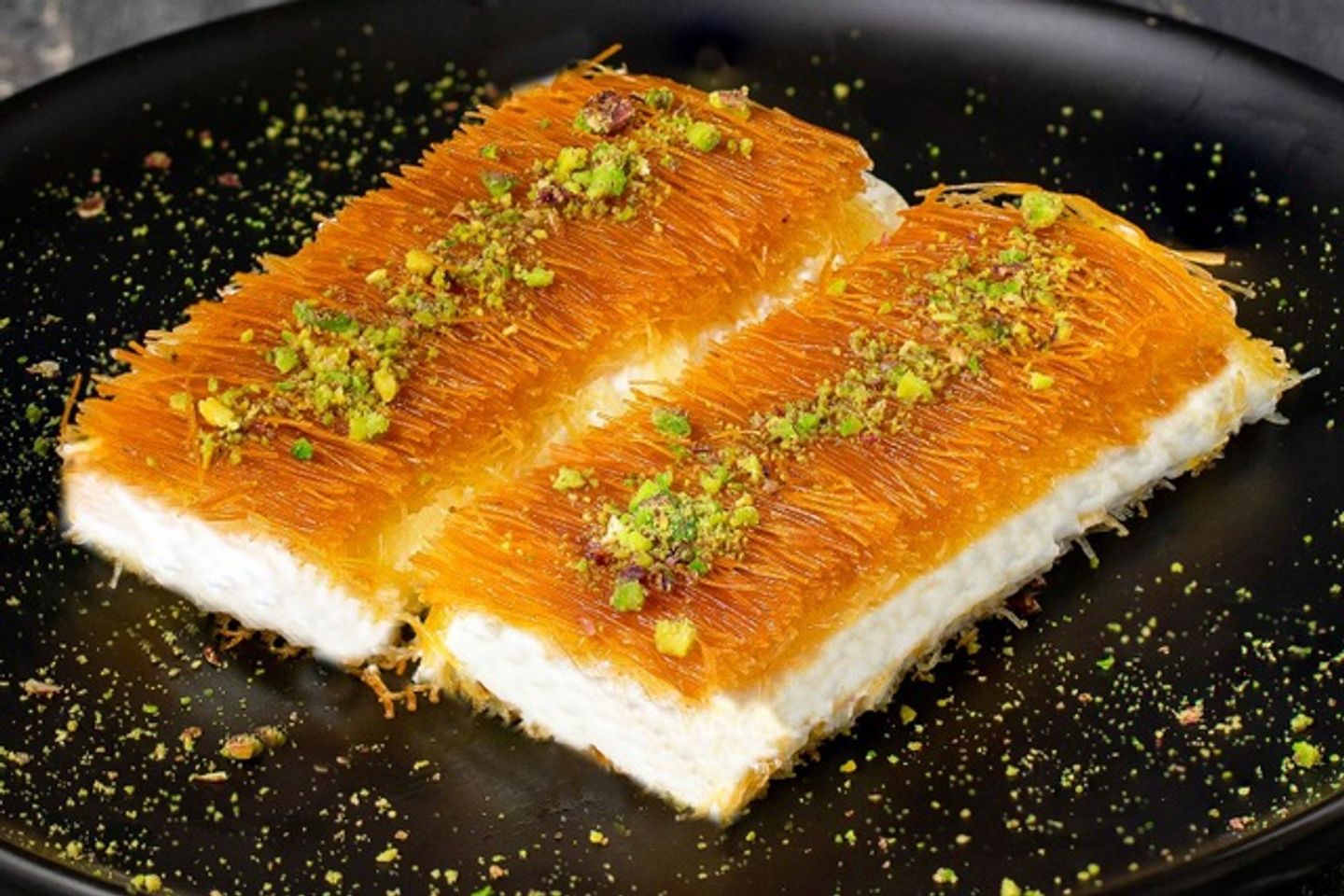 كنافة خشنة بالقشطة ( بين نارين)
