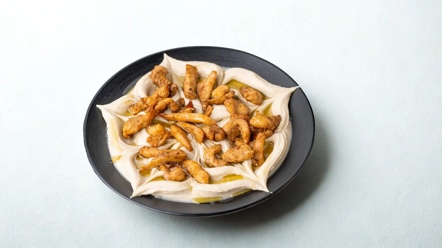 Hummus With Chicken