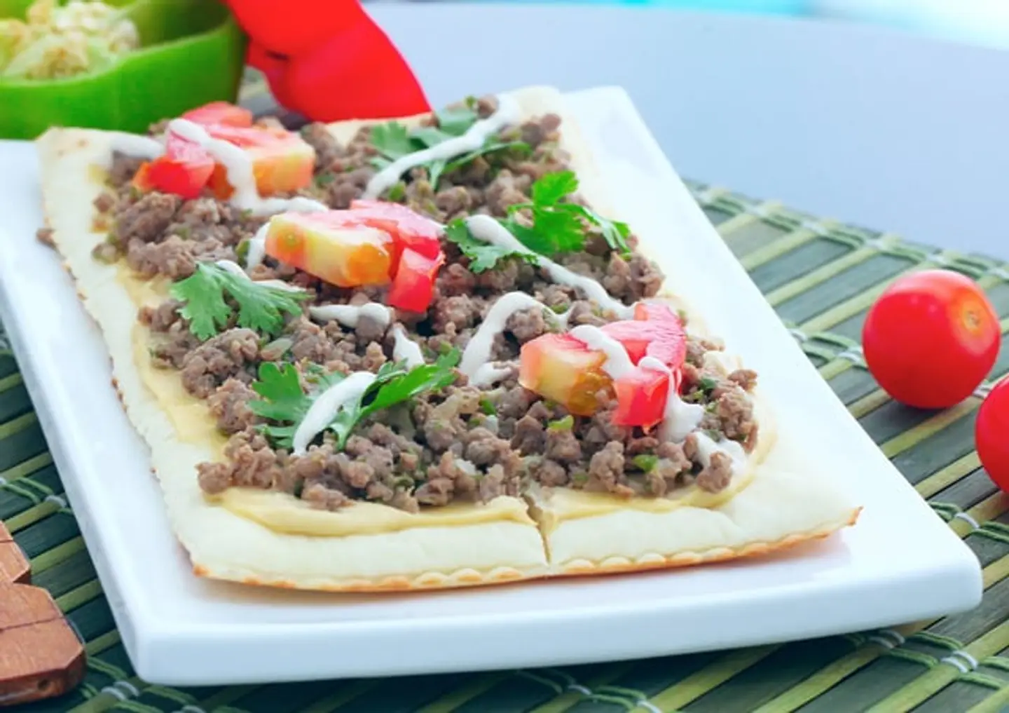 منقوشة لحم بالحمص