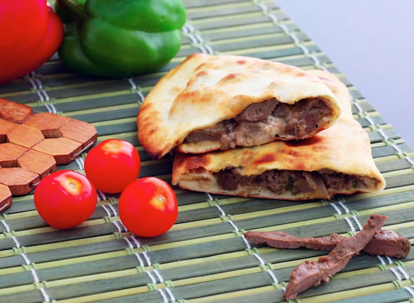 فطيرة كبدة بالجبن