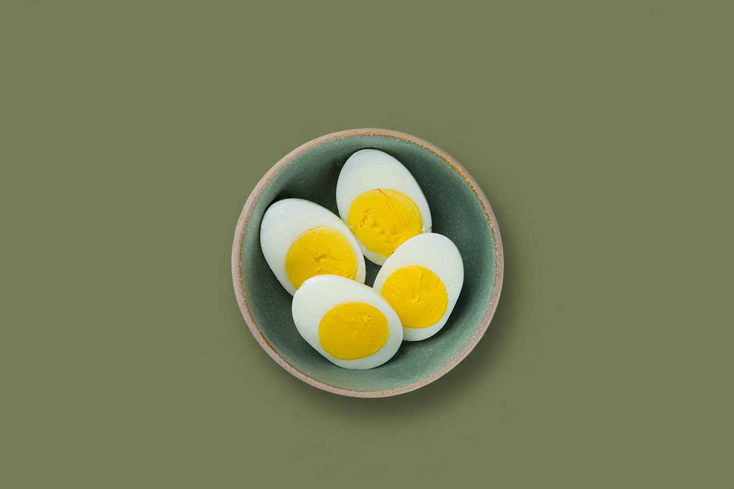 2 Boiled Eggs