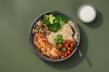 طبق صدر دجاج مشوي