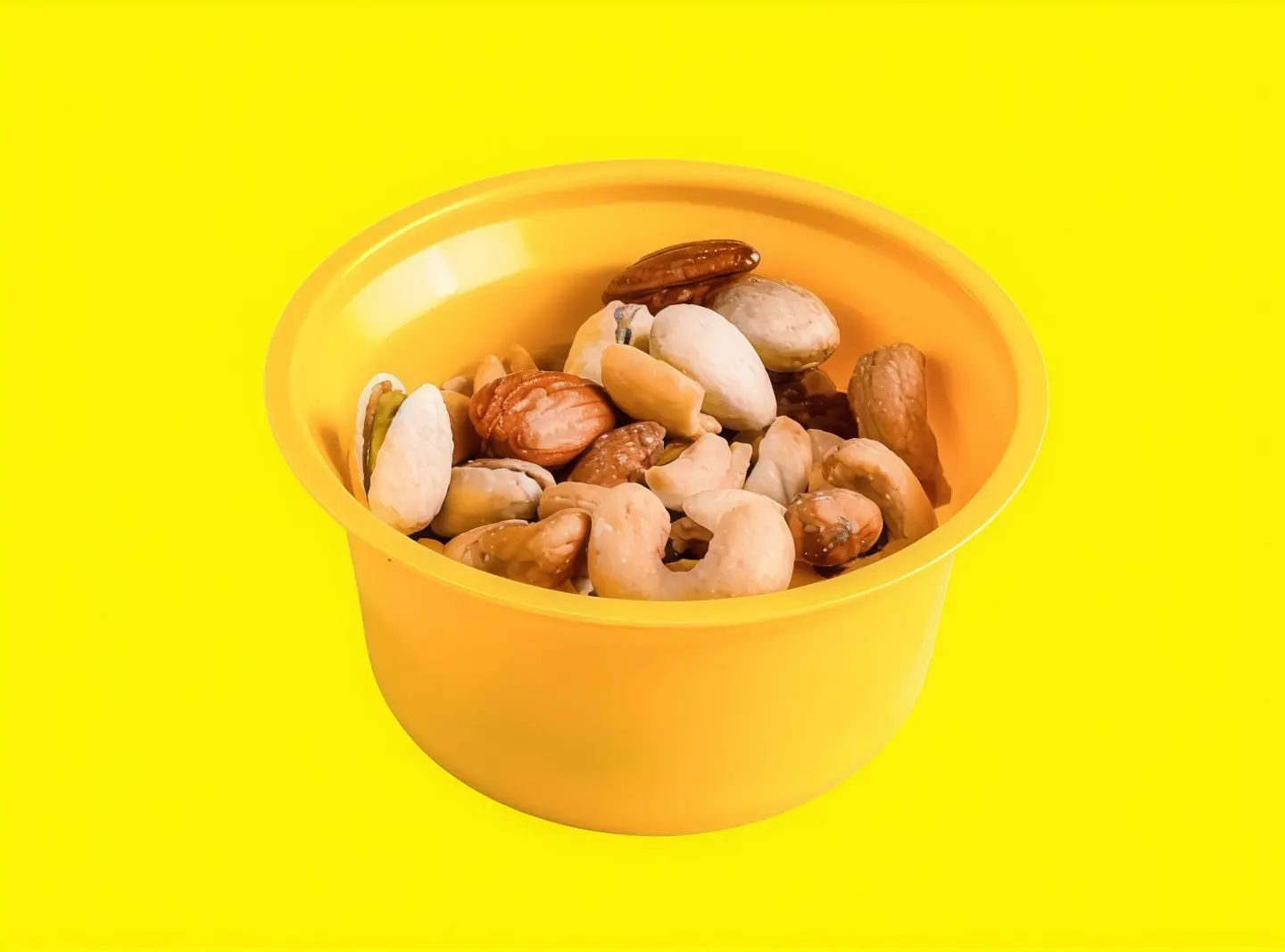 مكسرات مشكلة