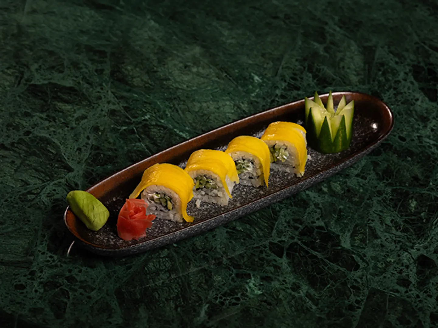 Mango Maki Roll
