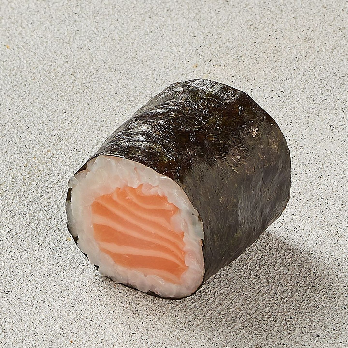 Salmon Hosomaki