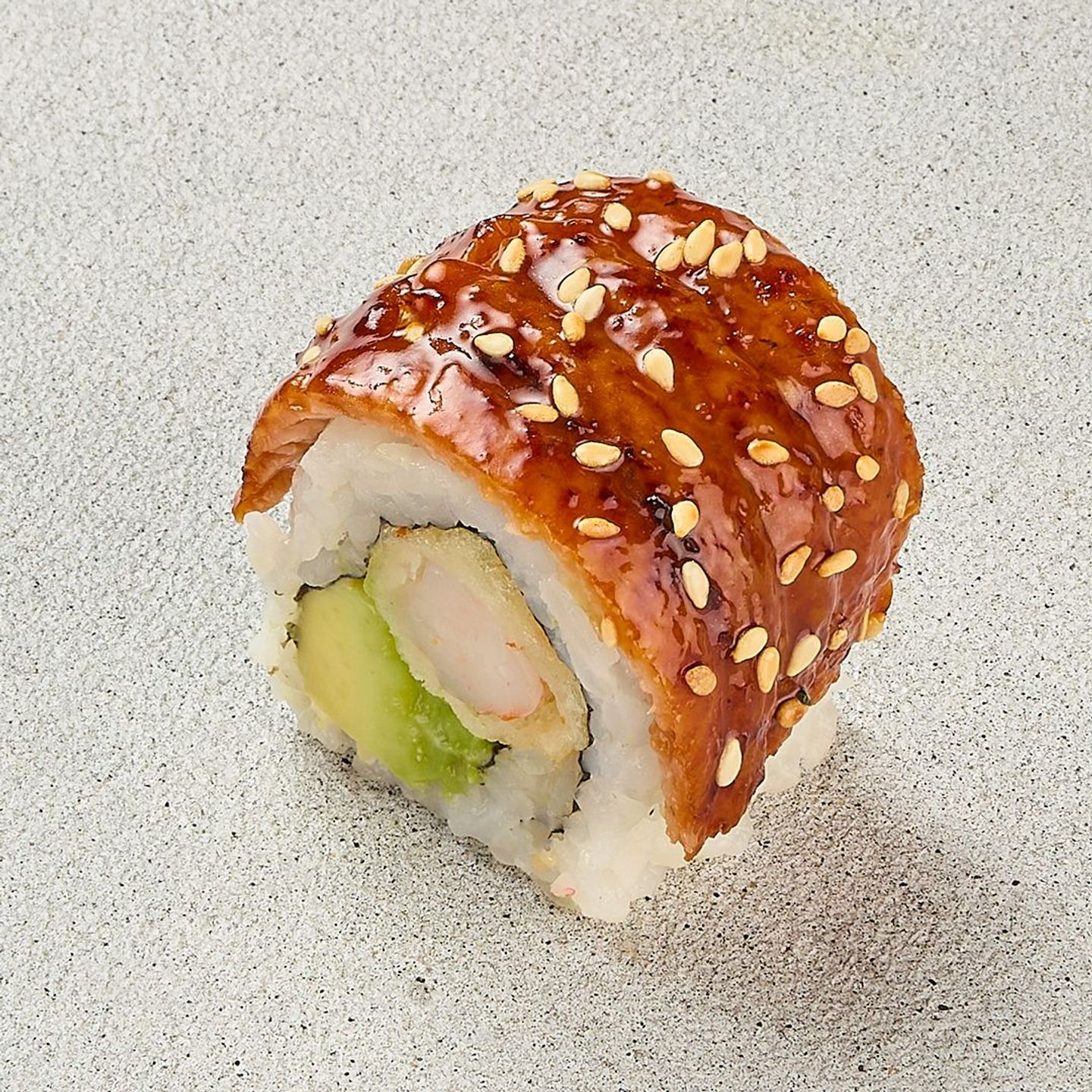 Noir Dragon Roll