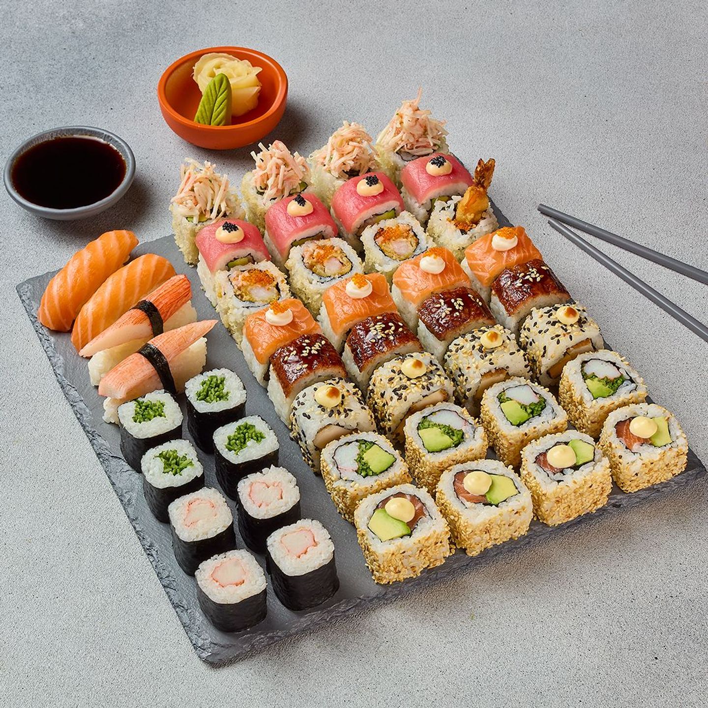 Deluxe Box 44 Pcs
