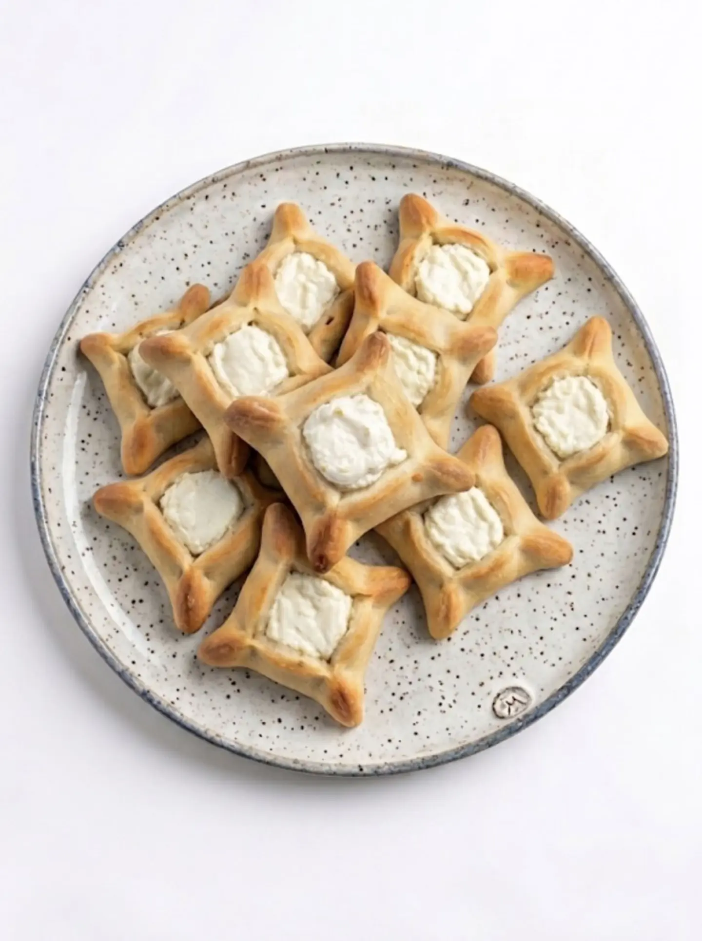 Fatayer Salted Cheese
