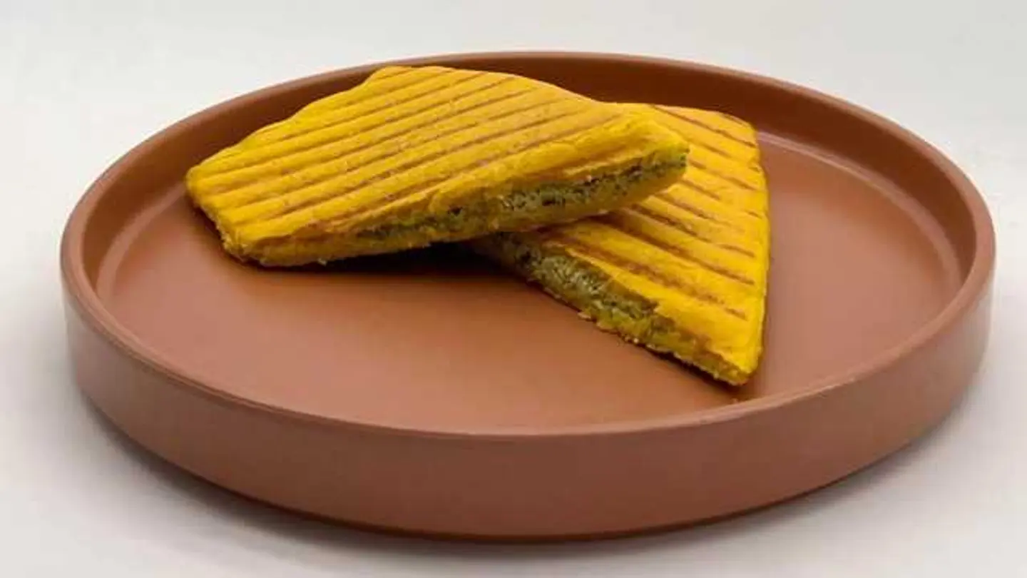 Labnah & Zater Potato Sandwich