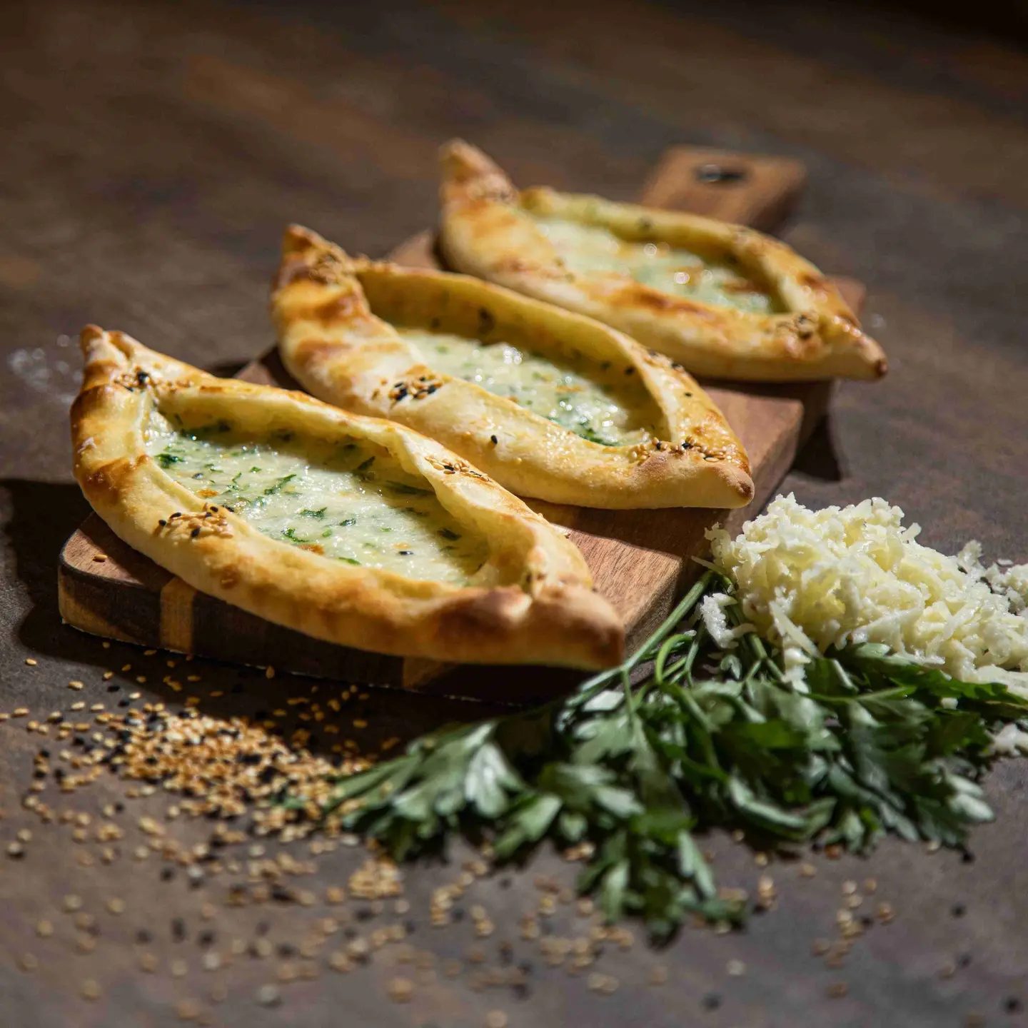 جبنة عكاوي ثلاث حبة