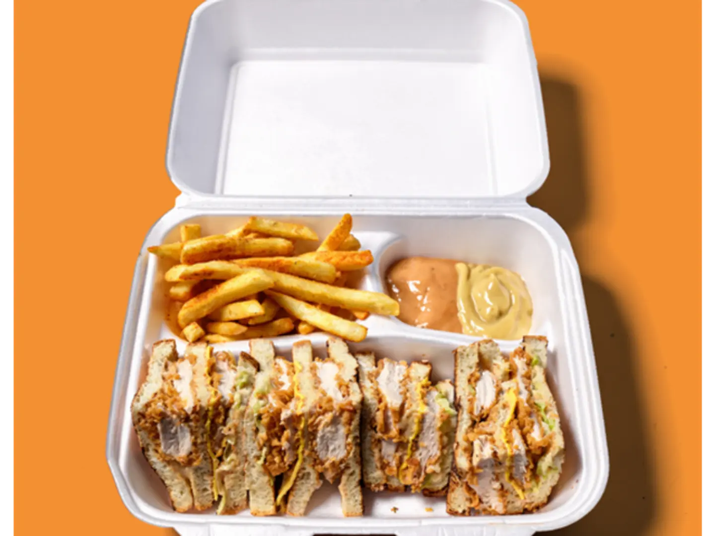 كلوب ساندويتش الدجاج