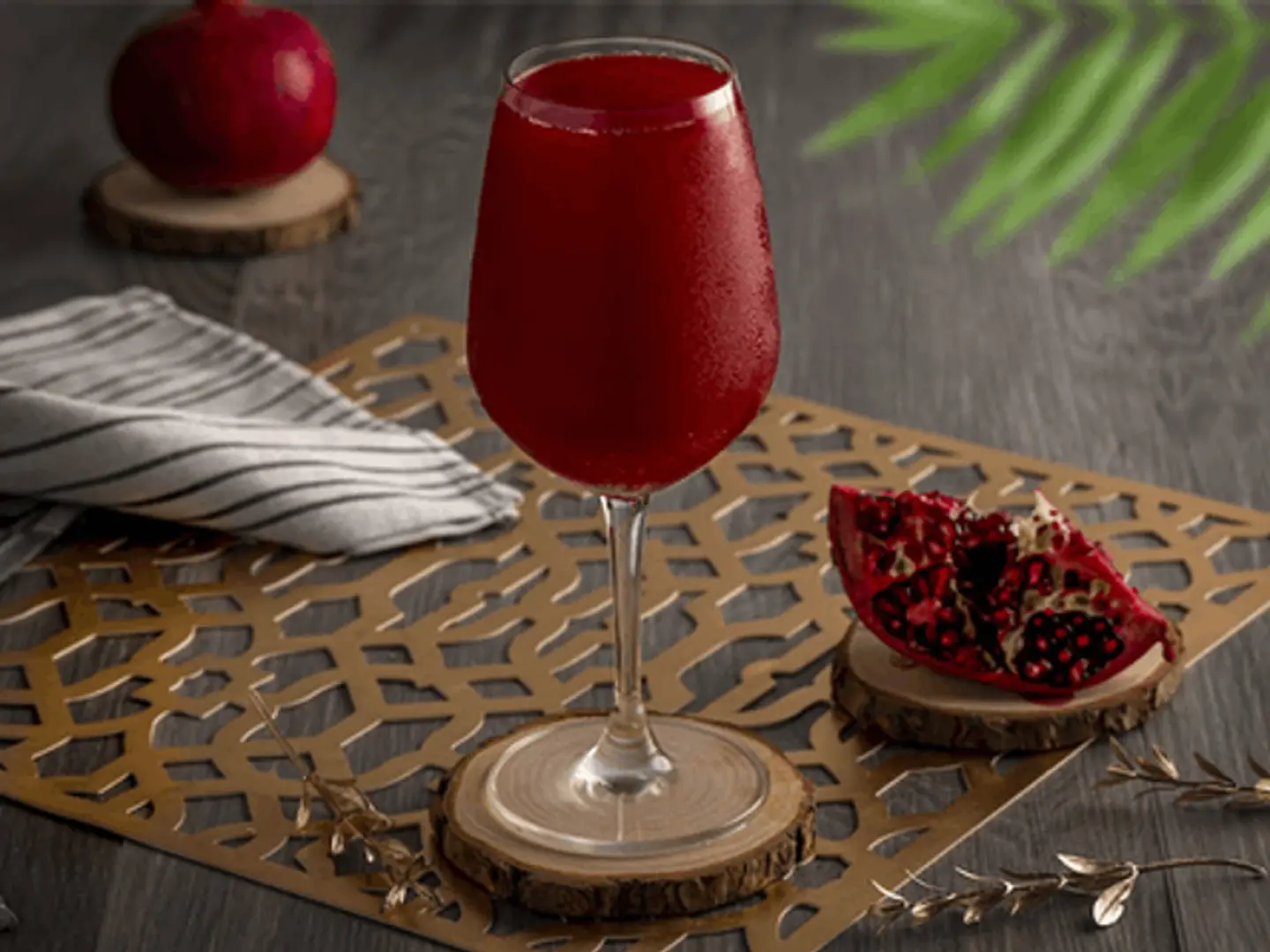 عصير فراولة رمان 1 لتر