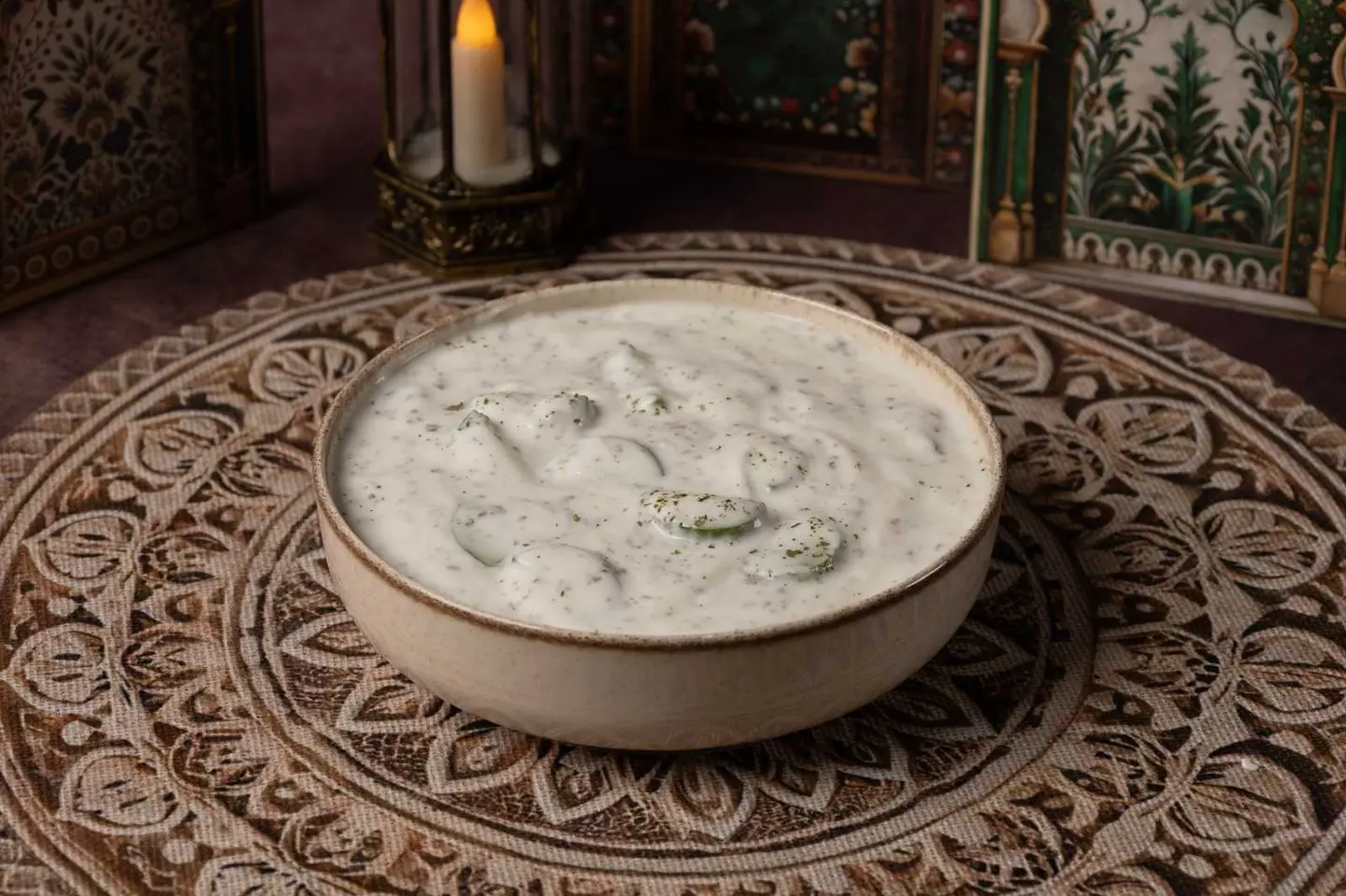 لبن و خيار مع نعناع