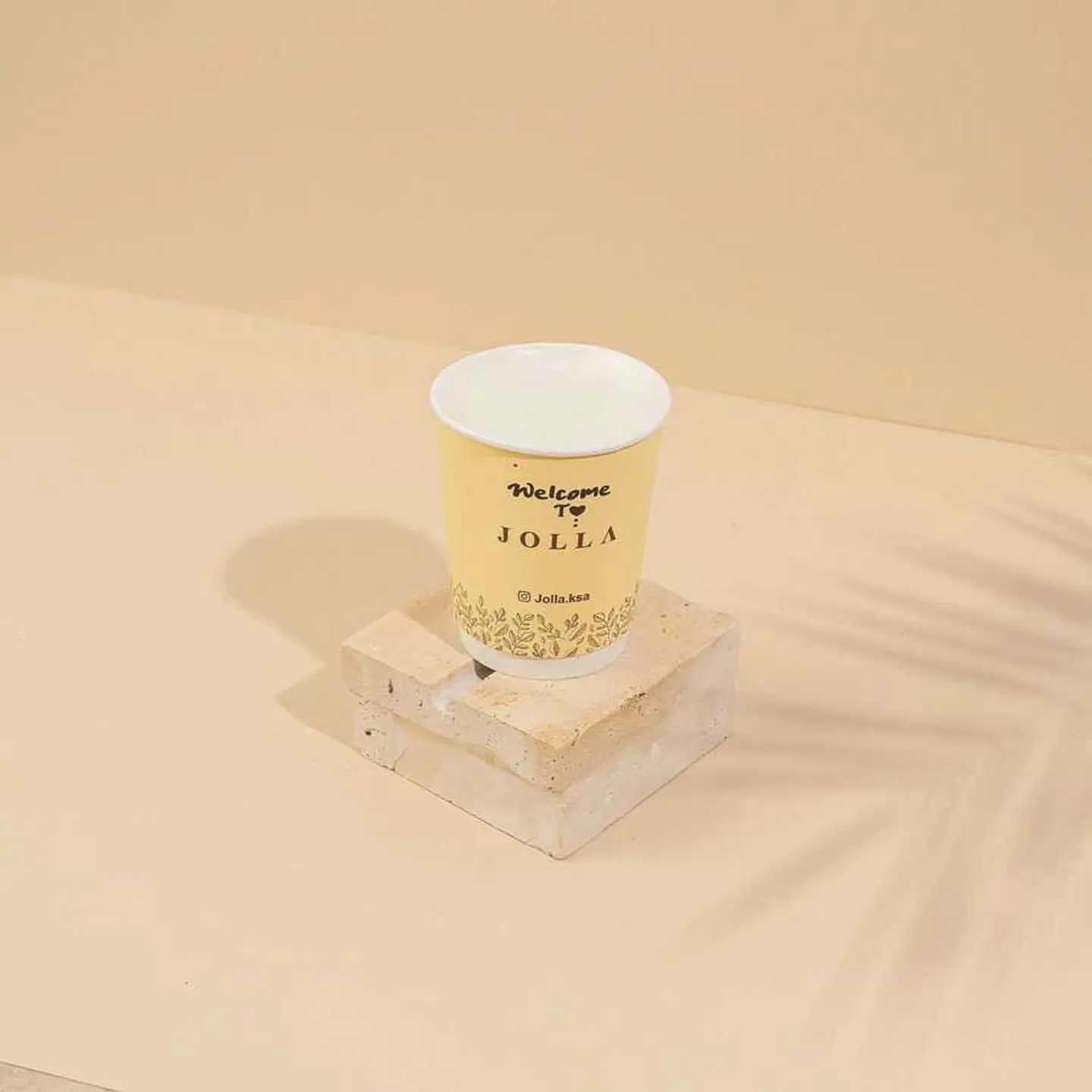 شوكولاتة بيضاء ساخنة