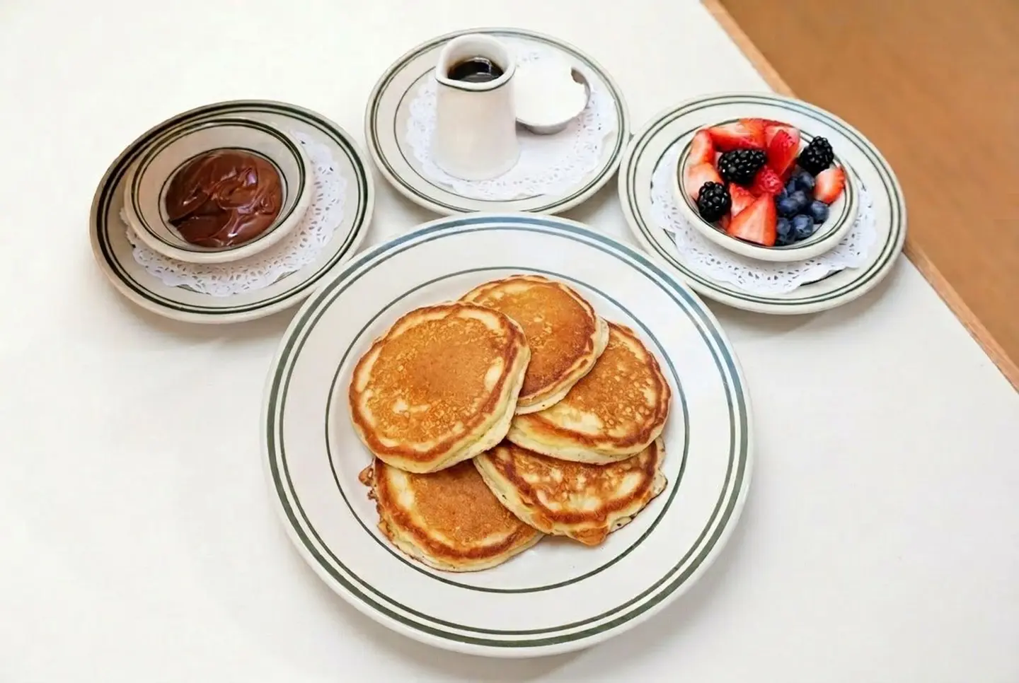 Pancakes With Berries And Nutella