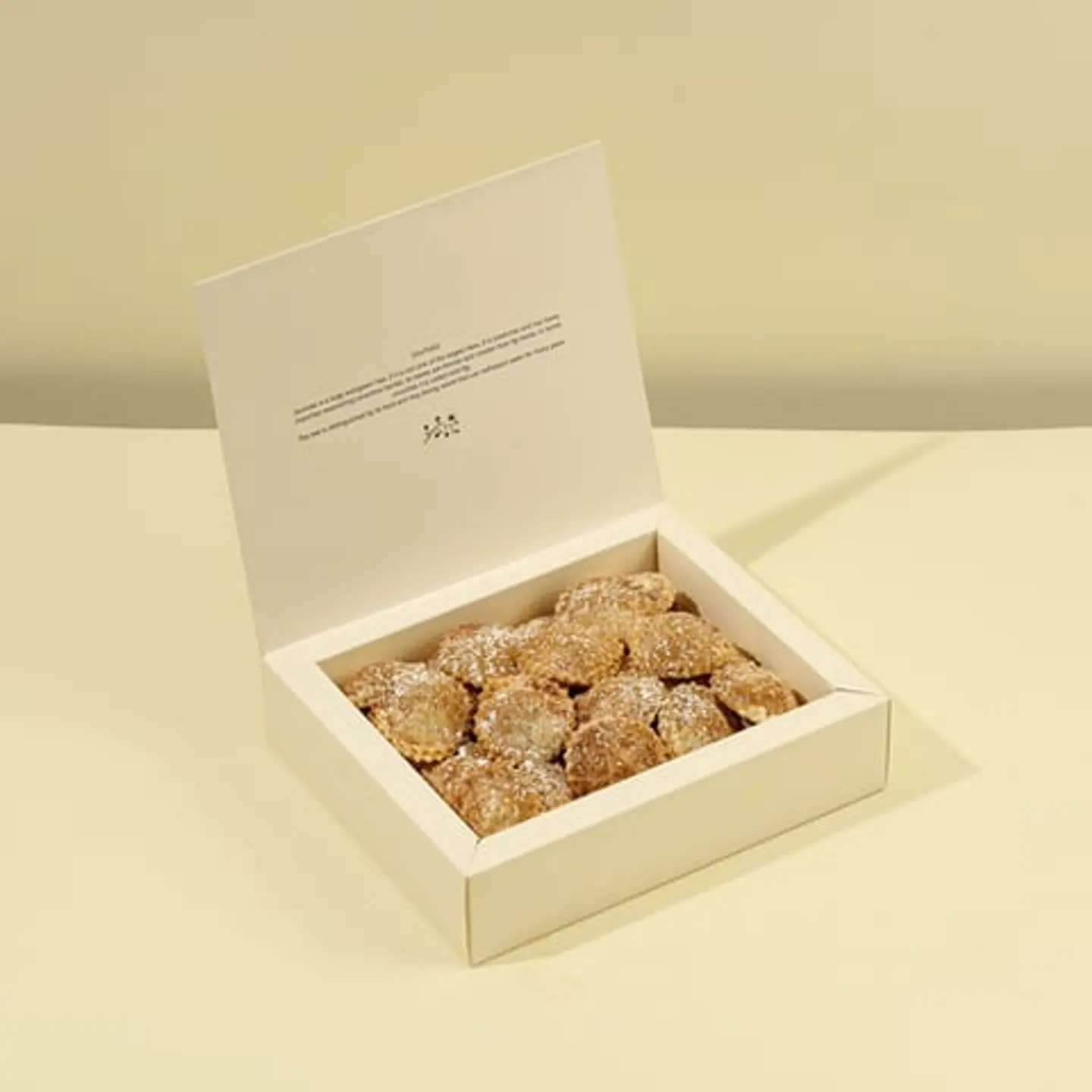 ميني فطيرة التفاح بوكس