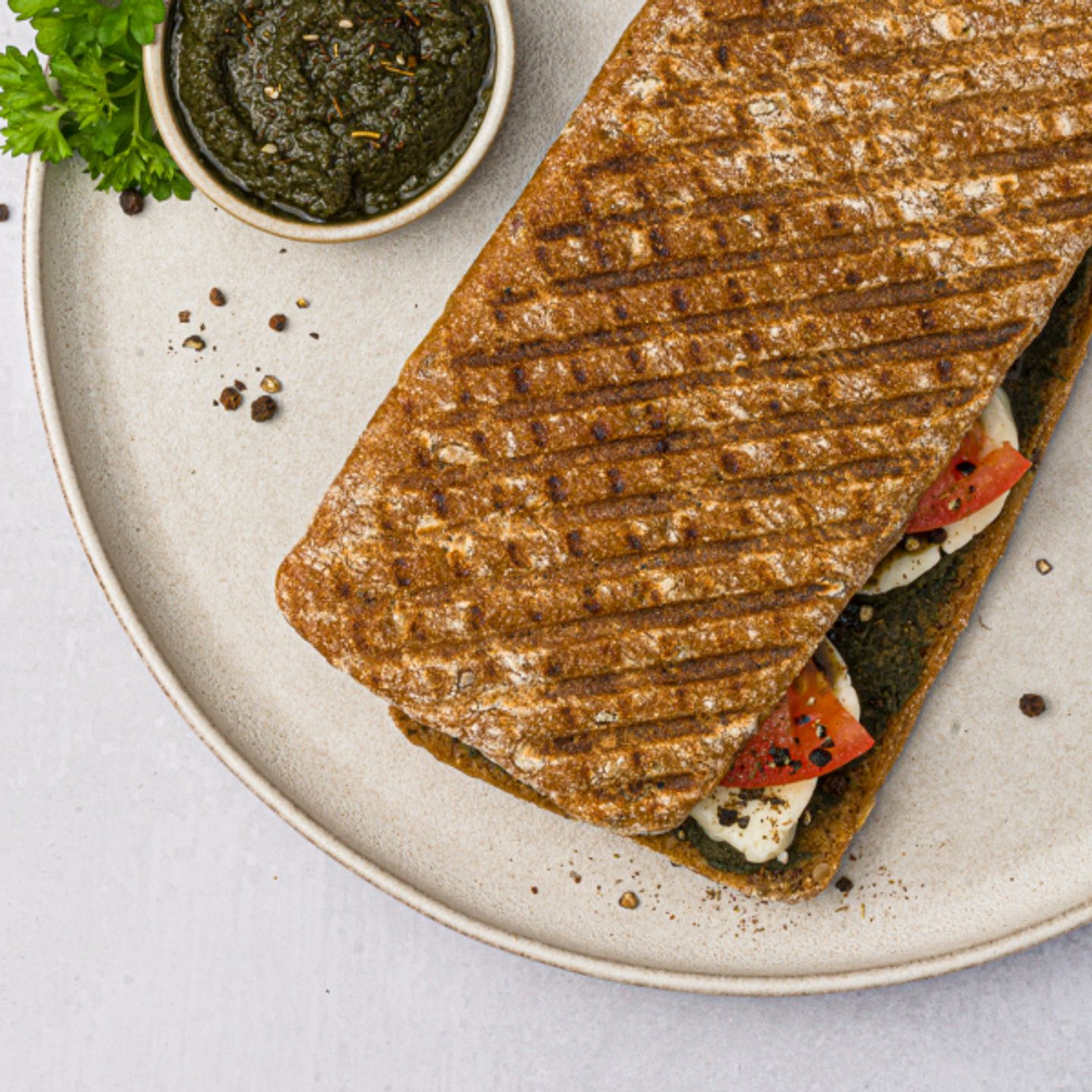 Gathering Box. - Halloumi Sandwich