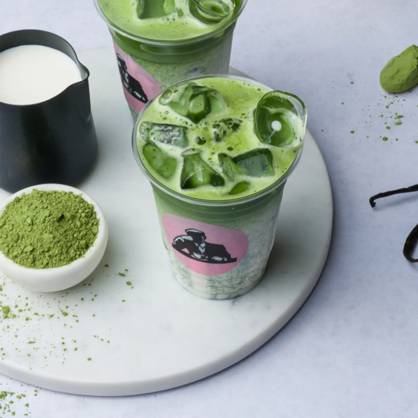 Ice Vanilla Matcha Latte 16oz