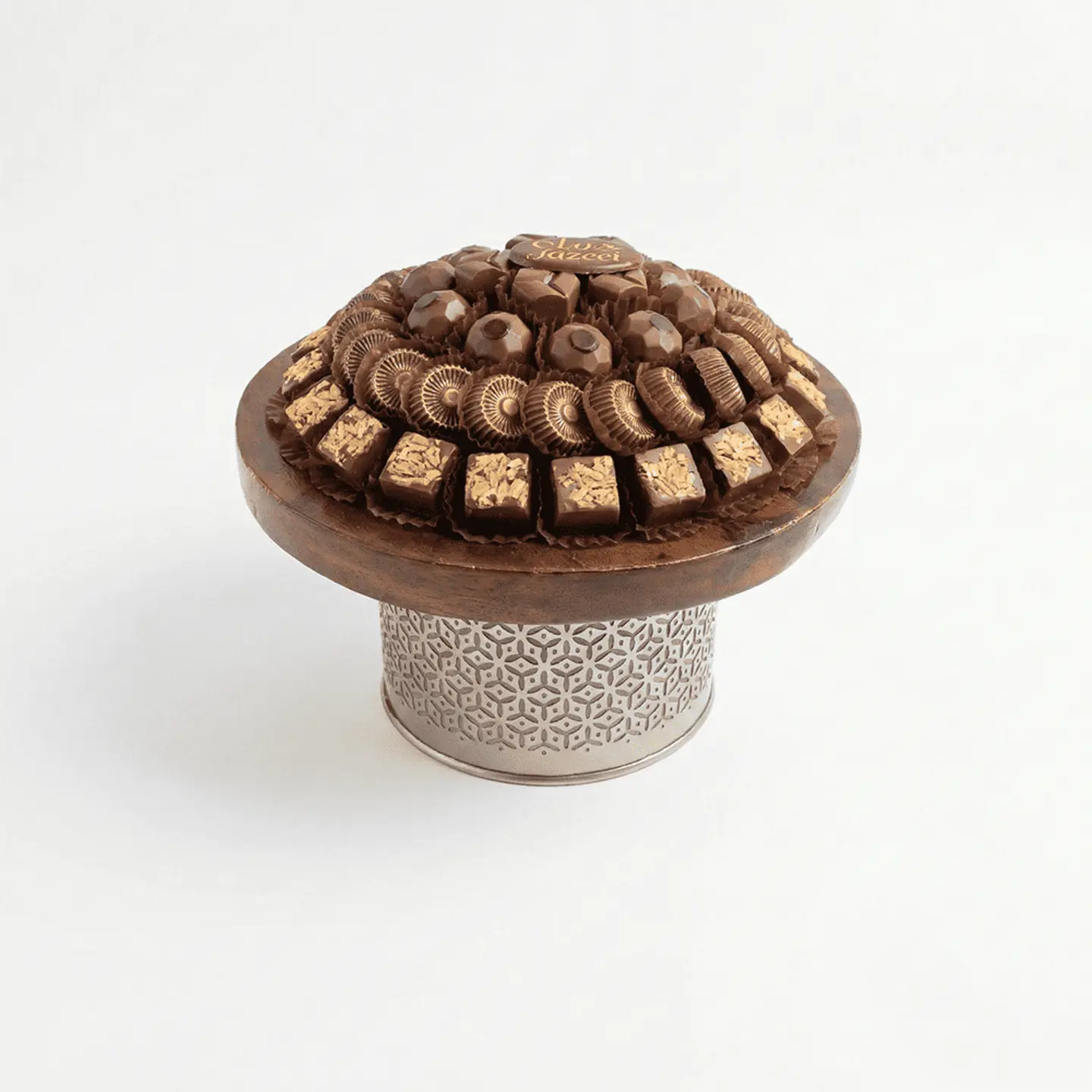 صينية مكشوفة على ستاند خشب دائري يو ستة عشر