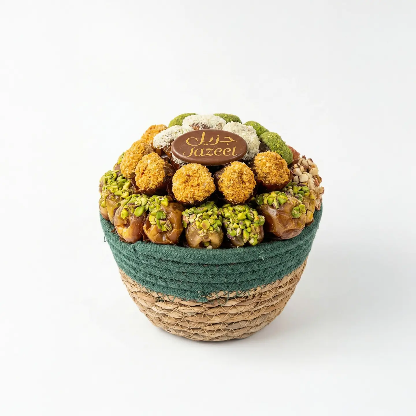 Wicker Basket Of Stuffed Dates 450 G