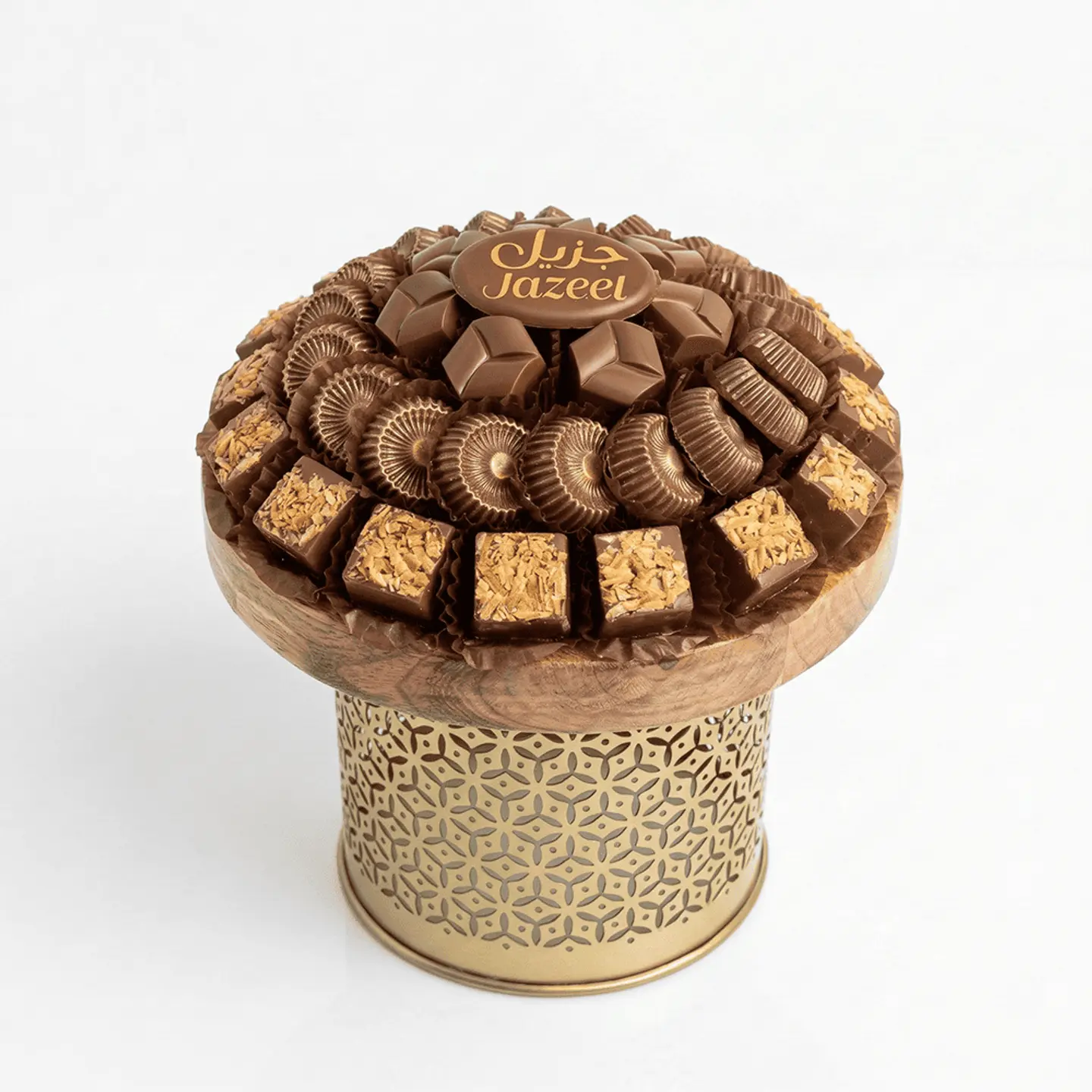 صينية مكشوفة على ستاند خشب دائري يو سبعة عشر