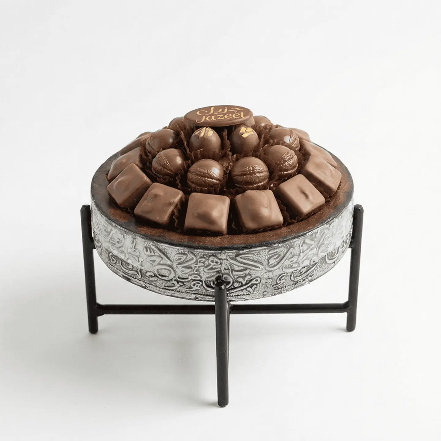 ستاند شوكولاتة بقاعدة معدنية بأربع أرجل يو اثنان وثلاثون