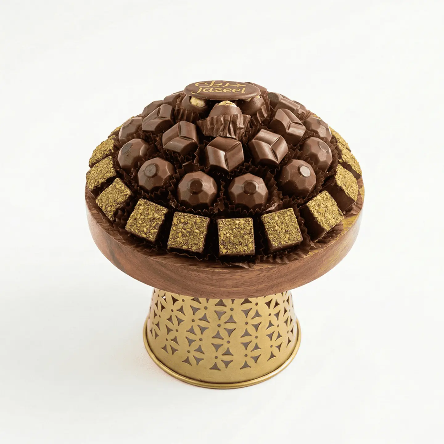 ستاند شوكولاتة بإطار خشبي ذهبي يو سبعة وعشرون