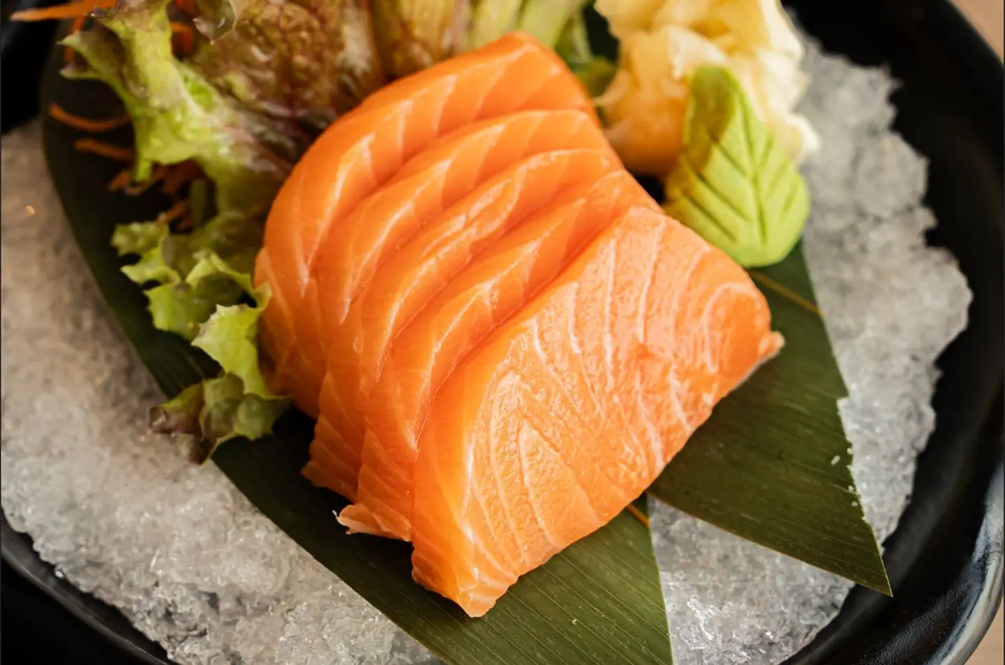 سلمون ساشيمي