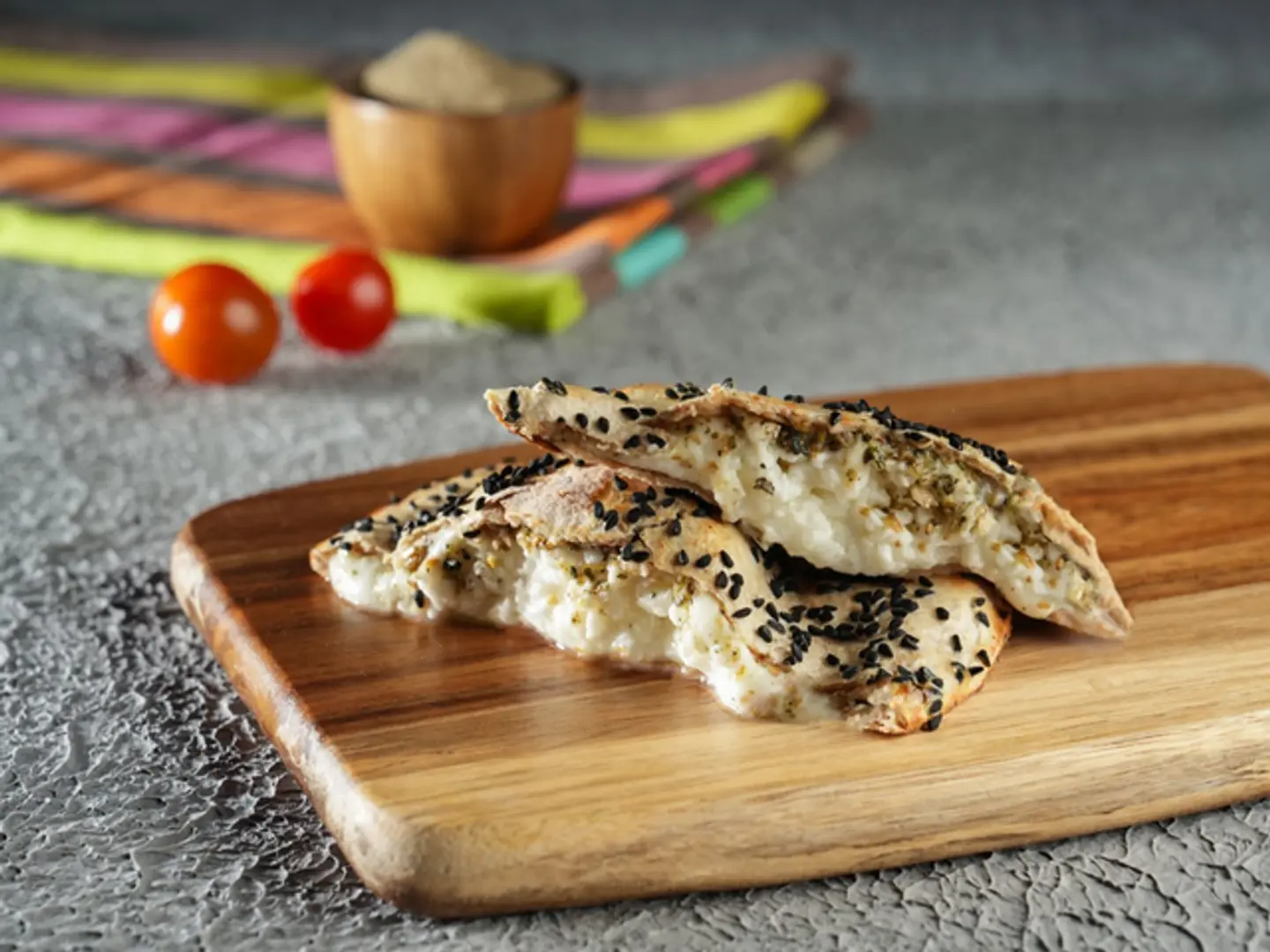 Akkawi Cheese With Thyme (100% Whole Wheat Bread)