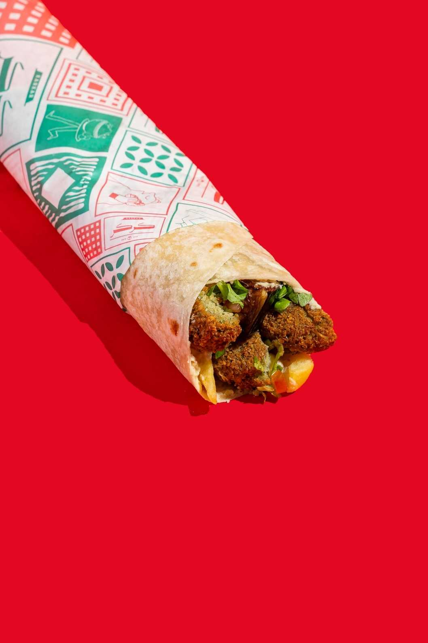 ساندوتش فلافل بخبز الفطير صاروخ