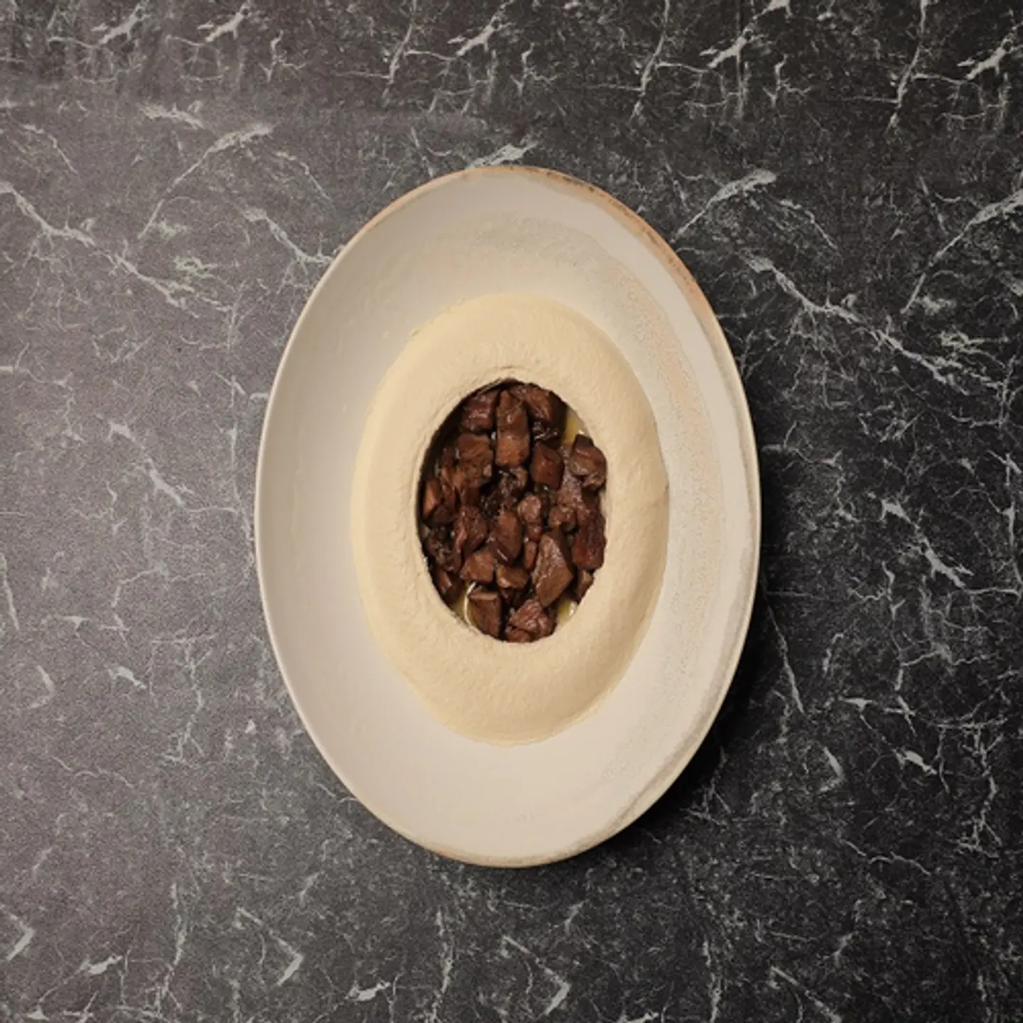 Hommos With Meat